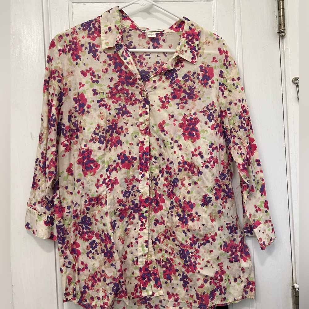 Cold Water Creek size 1X flowery, no iron button up shirt